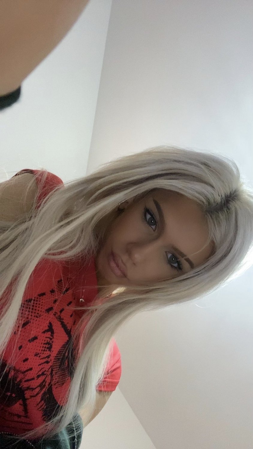 young petite hung trans [ tgirl, femboy, ts, sissy, shemale, trap, ladyboy, tranny, trans, doll ] #EZhNDfPy