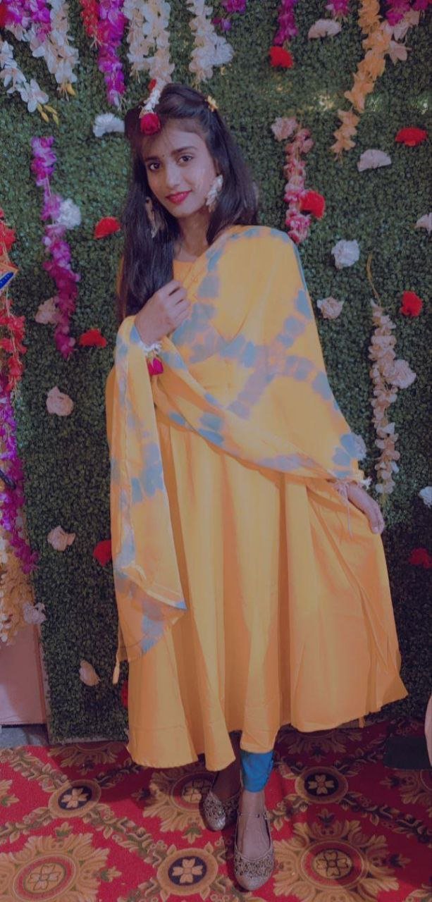 Brunette Indian girl with nice and delicious tits #LXUIlnFO
