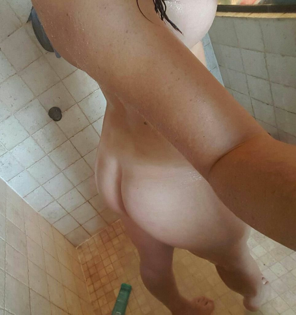 ASS & SHOWERING - 6 #ma2LcN82