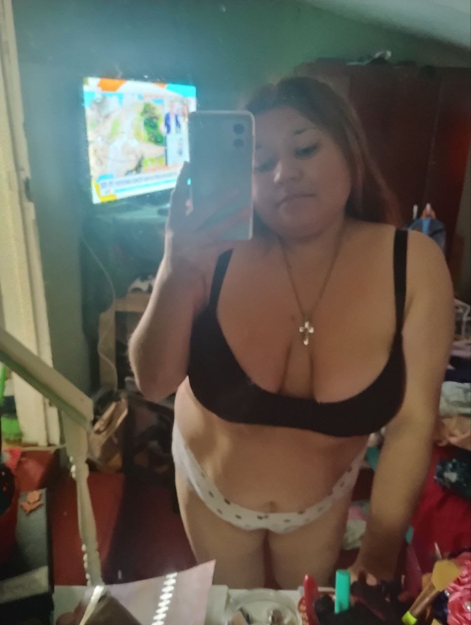 Gorda puta y cornudo sumiso me entrega a su mujer #FotvUNvK