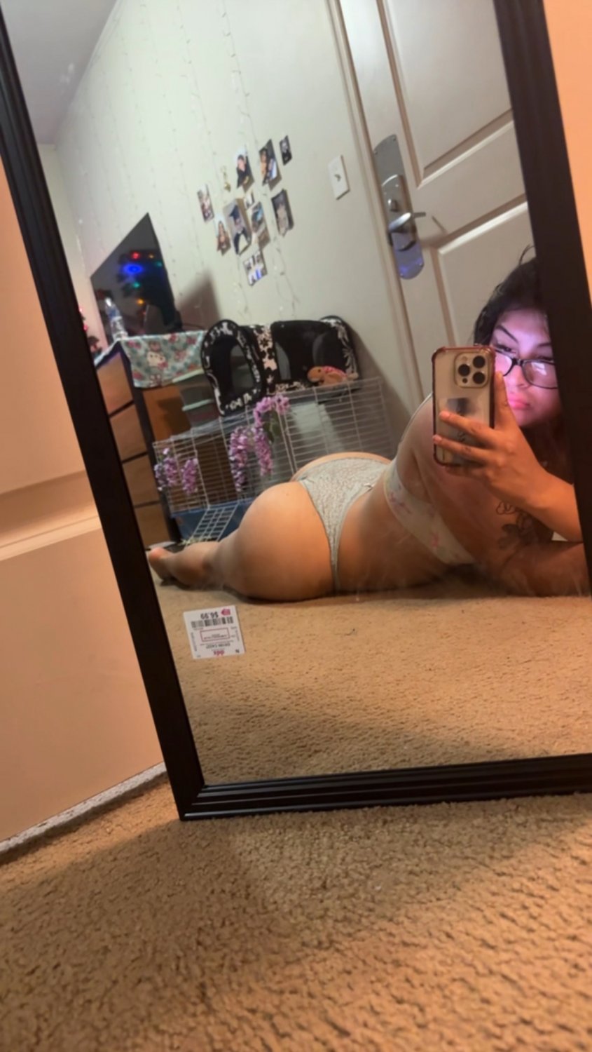 Big booty Latina #0awAToLF